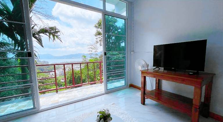 Villa with 2 rooms for 7 persons — photo 3