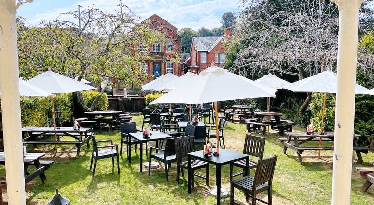 Manor Hotel by Greene King Inns — photo 3