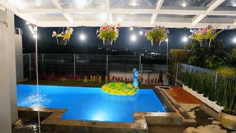 Beautiful villa with garden, patio & pool | Dogs allowed — photo 4