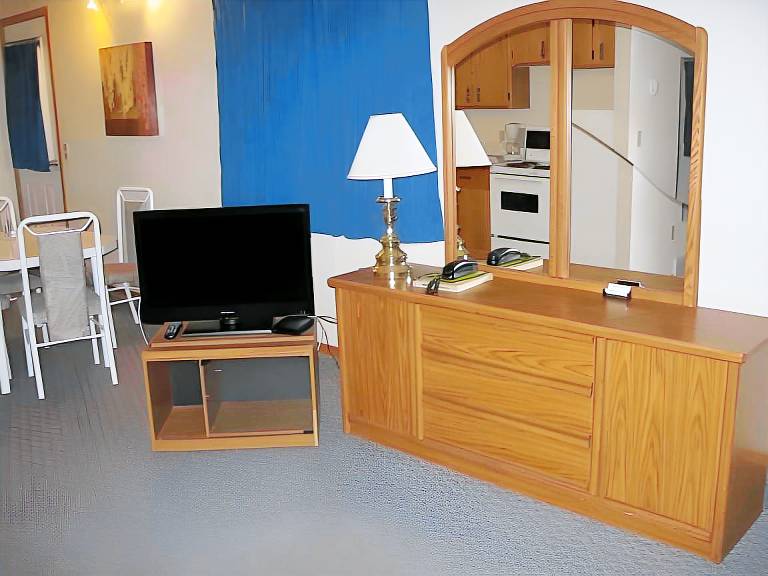 Pals Motel and RV Park in Medicine Hat, AB