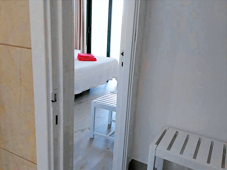 Holiday apartment with pool — photo 3