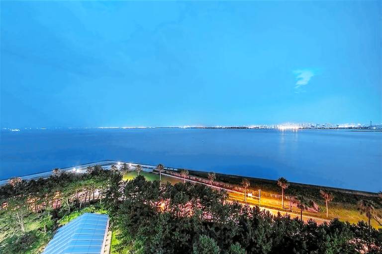 Resort  Funabashi