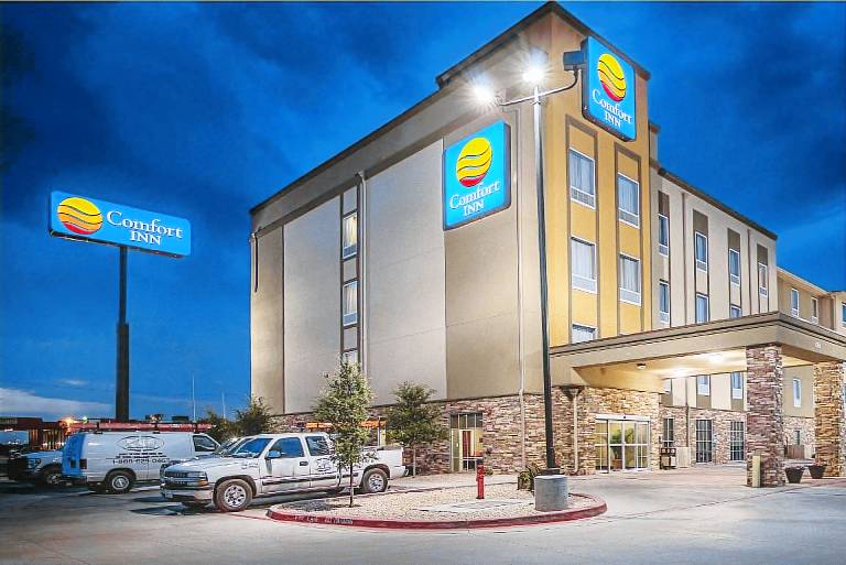 Comfort Inn Midland South I-20 in Midland, ON