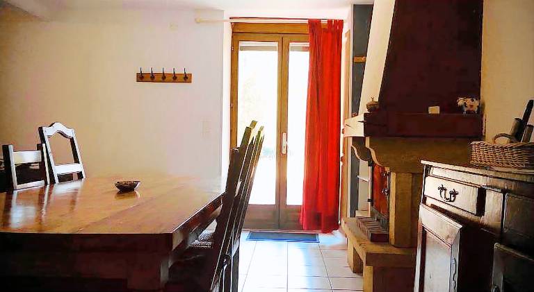 Apartment with 2 rooms for 6 persons — photo 2