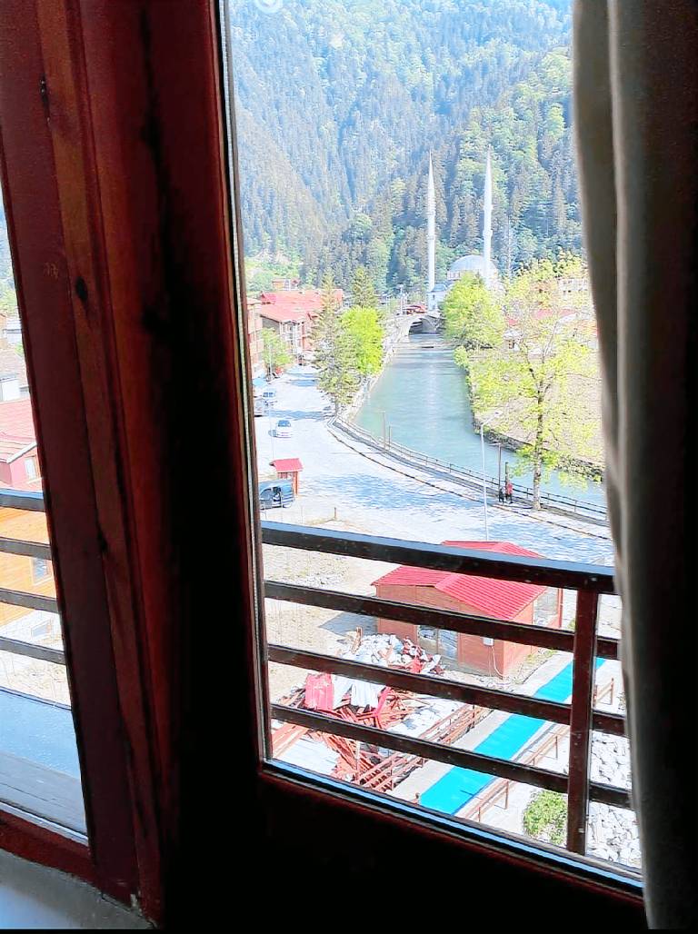 Jabal Uzungol Otel in Caykara