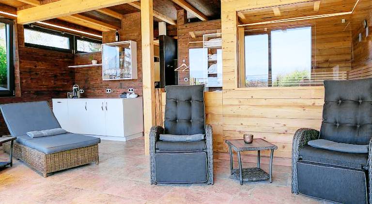Rental apartment with patio & sauna — photo 5