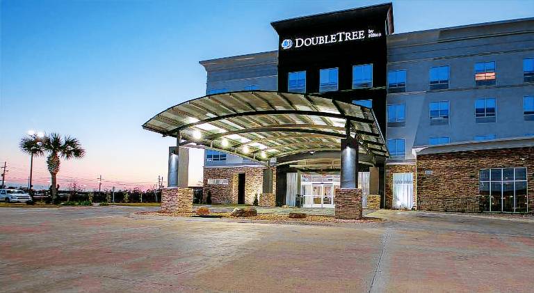Doubletree by Hilton Sulphur Lake Charles in Sulphur, LA