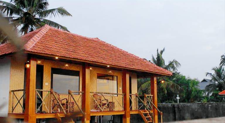 Marari Sunset Beach Villa in Ambalapuzha