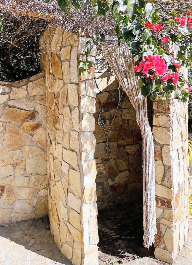 Family-oriented charming villa with barbecue, yard & patio | Garden view | Next to the beach | Pets are welcome — photo 5