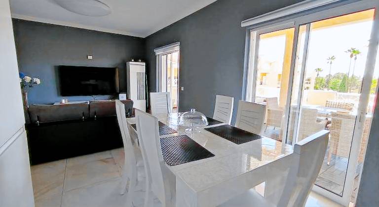 Holiday apartment with yard, patio & private pool — photo 4