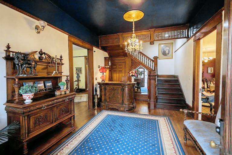 The Judge's Chambers — photo 3