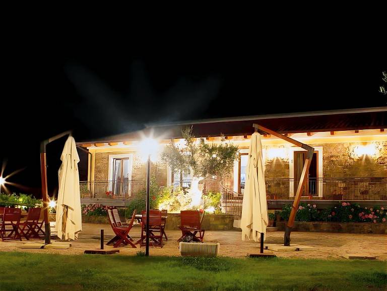 Family-friendly vacation home with pool, terrace & barbecue | Pet-friendly in Capaccio-Paestum
