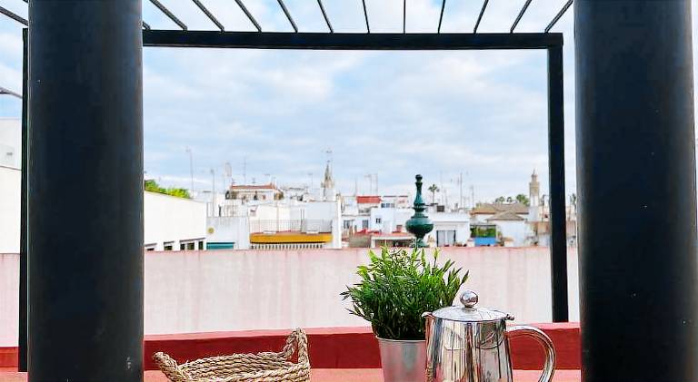 Apartment | Next to Seville Cathedral — photo 2