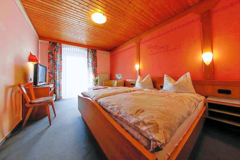 Doppelzimmer mit Dusche