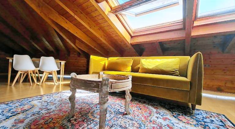 Apartment | Next to Cathedral-Basilica of Our Lady of the Pillar | Pets allowed — photo 3
