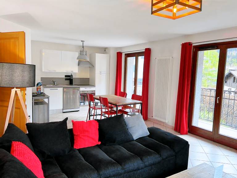 Holiday apartment with 2 rooms for 6 persons — photo 2