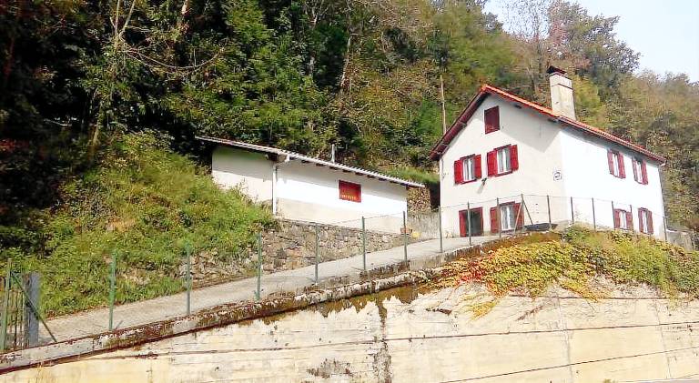 House with 4 rooms for 8 persons in Valcarlos