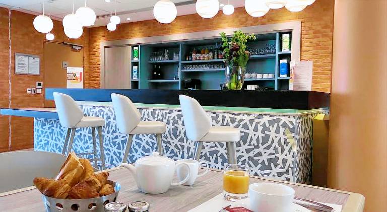 Serviced apartment with garden, pool & sauna in Toulouse