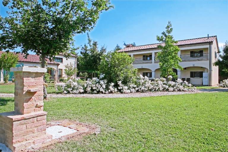 Villa  Mirano