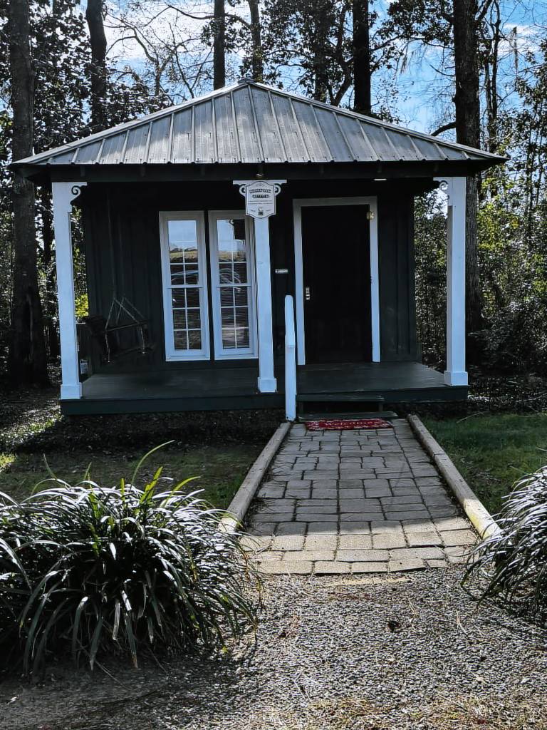Cabin  Moultrie