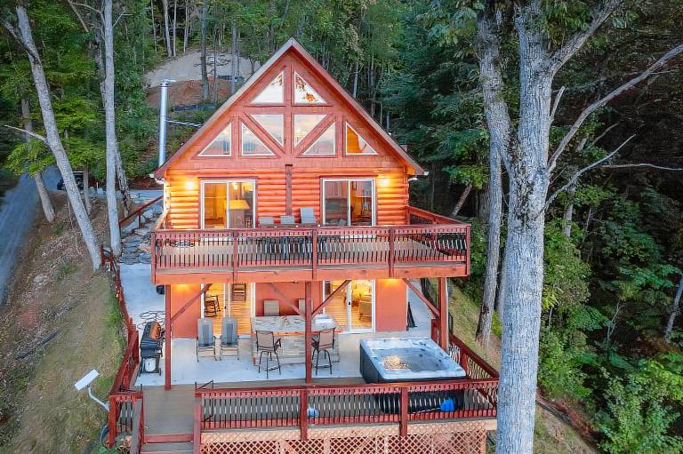 Cabin Cherokee