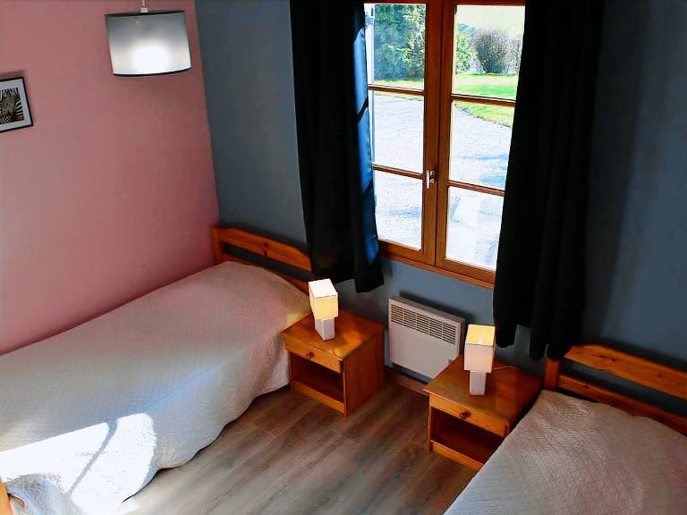 Tranquille maison de 6 chambres avec jardin, près de la mer, cheminée, équipements enfants, animaux acceptés — photo 5
