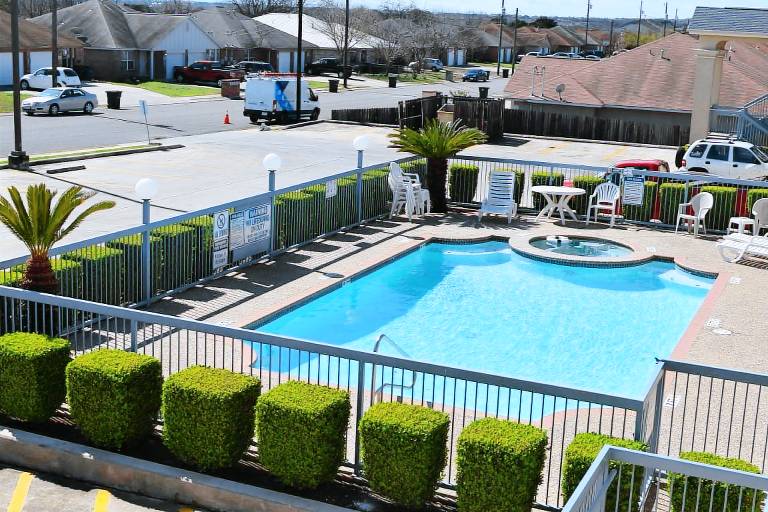 Americas Best Value Inn New Braunfels San Antonio — photo 5