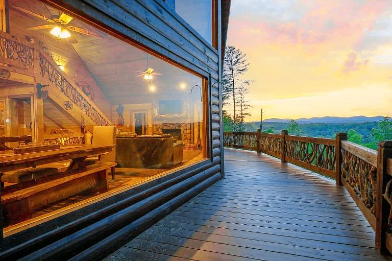 Cabin Mineral Bluff