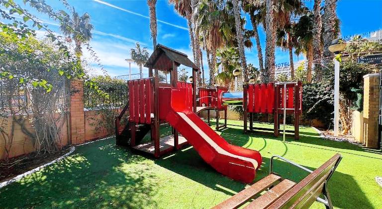 Rental apartment with pool — photo 5
