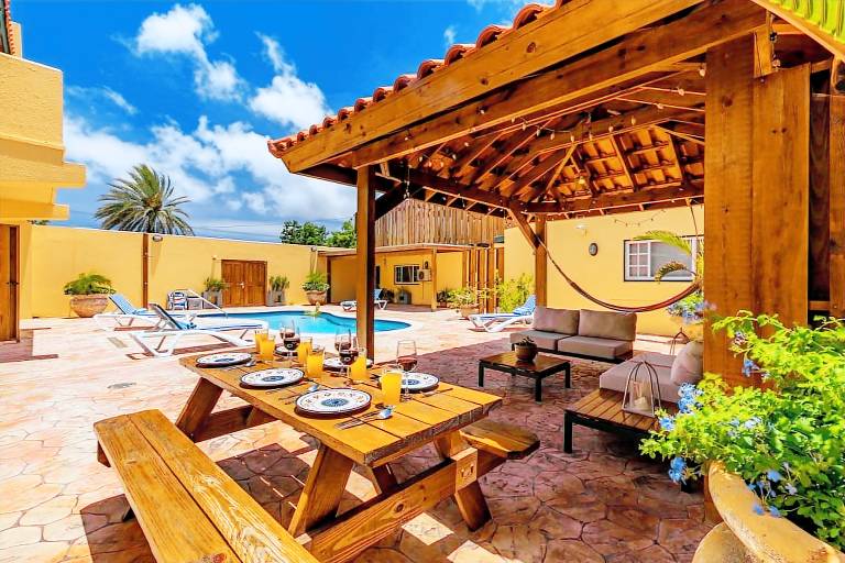 Villa Oranjestad-East