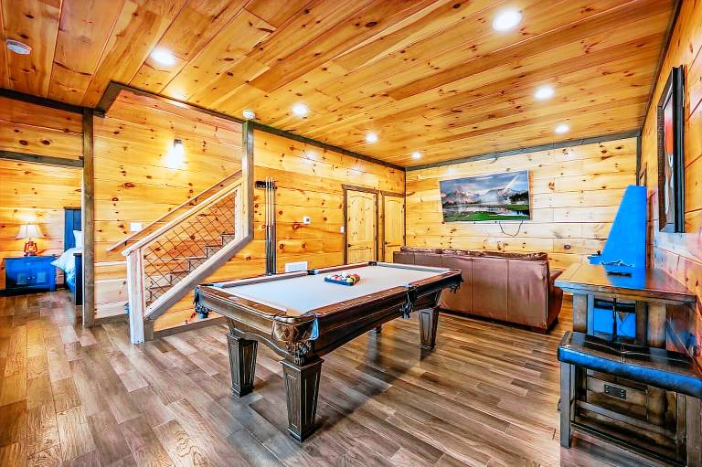 Child-friendly beautiful cabin with private pool & patio | Pets are welcome — photo 5