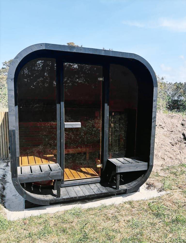 Vacation home with sauna, patio & grill | Pets allowed — photo 4