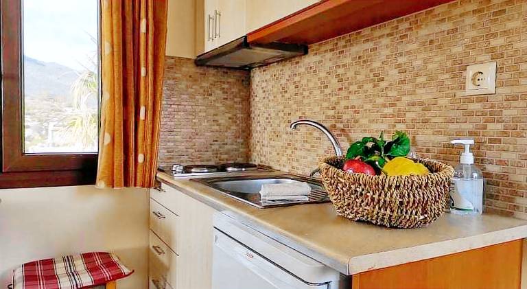 Beautiful holiday apartment with terrace & garden | Close to the beach | Dogs allowed — photo 5