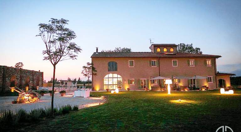 Farm with garden in San Giuliano Terme