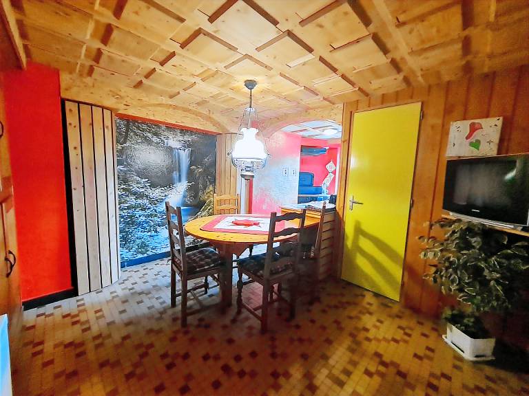 Cottage with barbecue — photo 3