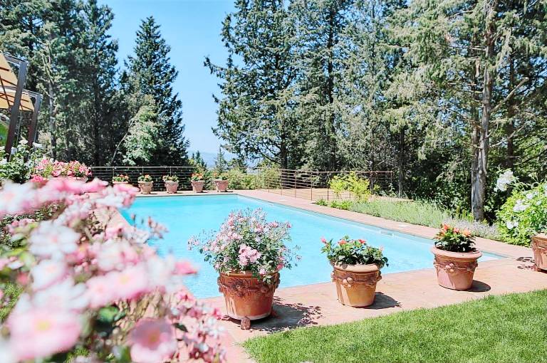 Children-friendly pleasant house with private pool, grill & garden | Pets allowed — photo 4