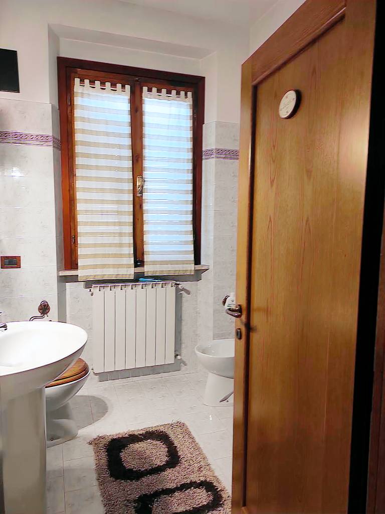 Holiday apartment with 2 rooms for 5 persons — photo 4