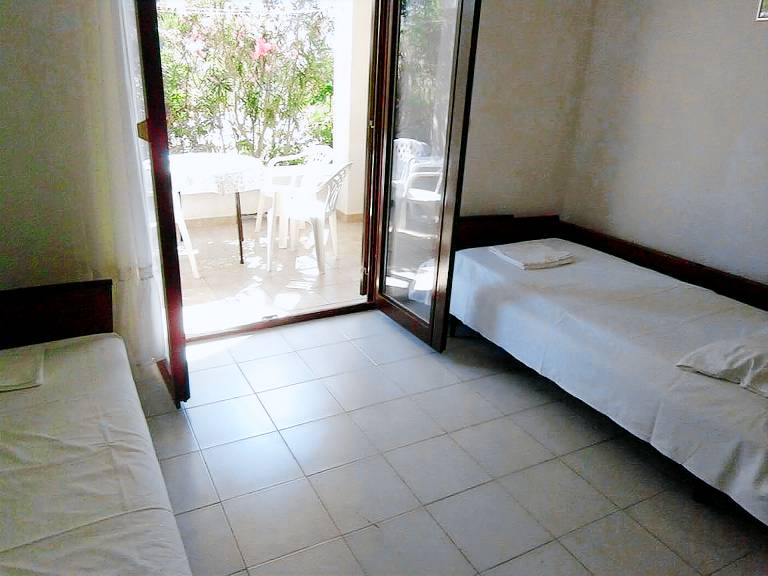 Pleasant holiday apartment with barbeque & terrace | Garden view | Beach nearby | Pets allowed — photo 5