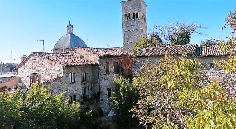 Assisi Hus stanza tripla in appartamento — photo 5
