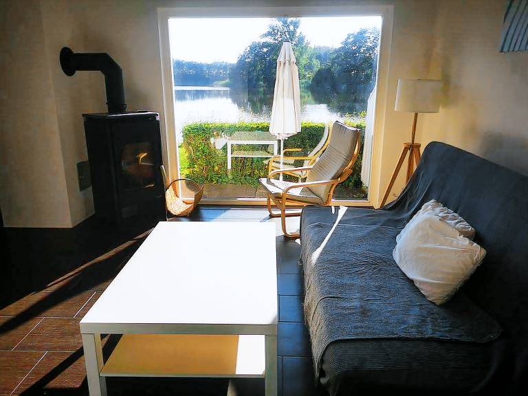 Wohnung 2 mit Badezuber und Haustiere erlaubt
