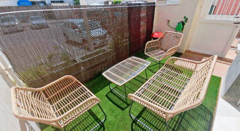 Holiday apartment with pool — photo 4