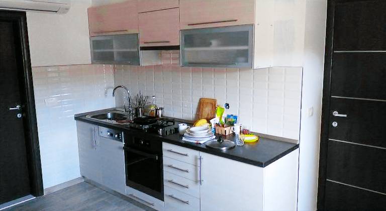 Apartment with terrace, garden & barbeque | Suitable for remote work | Pet-friendly — photo 5