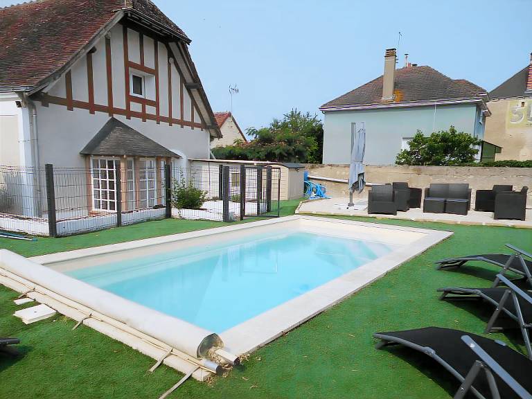 Holiday Home 'Gîte Le Rabelais' with Private Pool, Private Terrace and Wi-Fi — photo 2