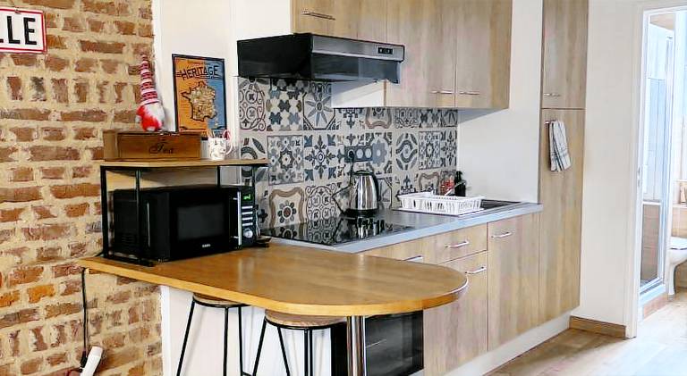 Holiday apartment | Close to Palais des Beaux-Arts de Lille | Pets are welcome — photo 2