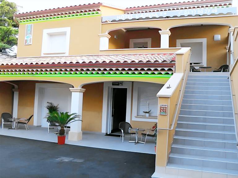 Hotel l'Anvia in Bollene