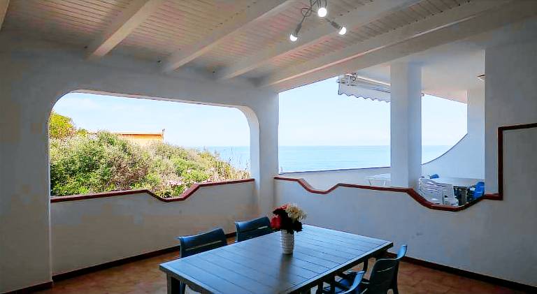Pleasant apartment with yard, barbecue & patio | Beach nearby | Dogs allowed — photo 3