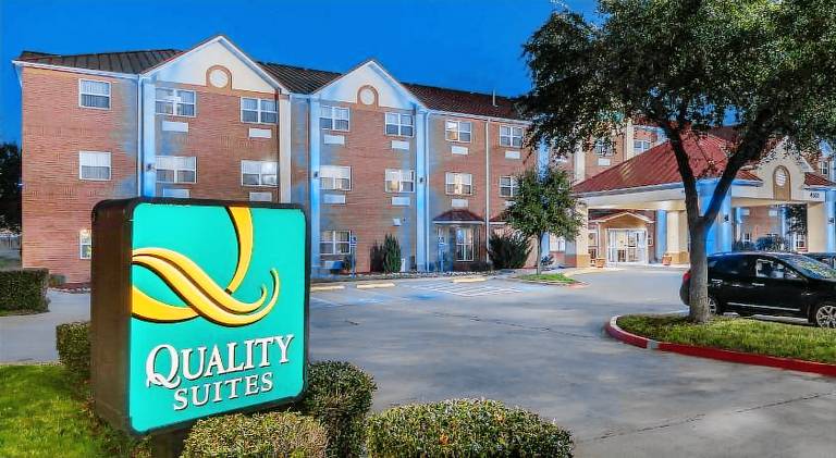 Quality Suites Addison-Dallas in Addison, TX