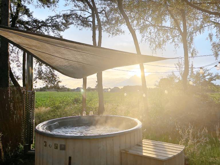 Salland Wellness Lodge Hottub Haarle Hellendoorn Louis