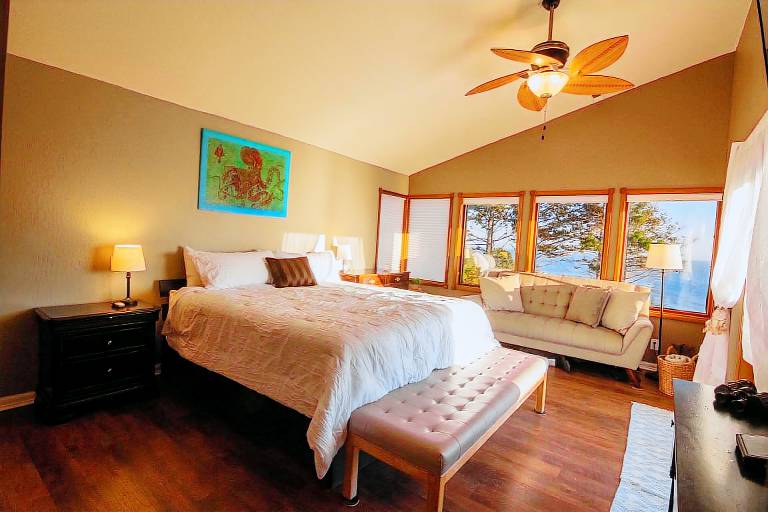 House Shelter Cove
