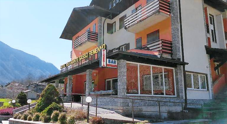 Hotel Ristorante Sasso Remenno